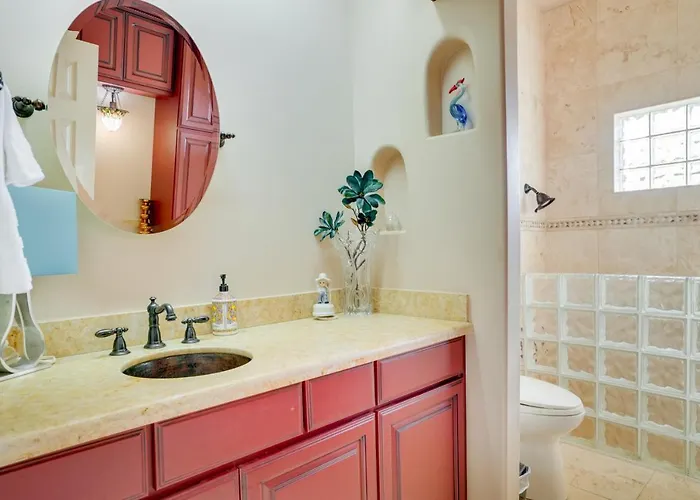 Pet-friendly Vacation W/ Huge Yard! Casa vacanze *