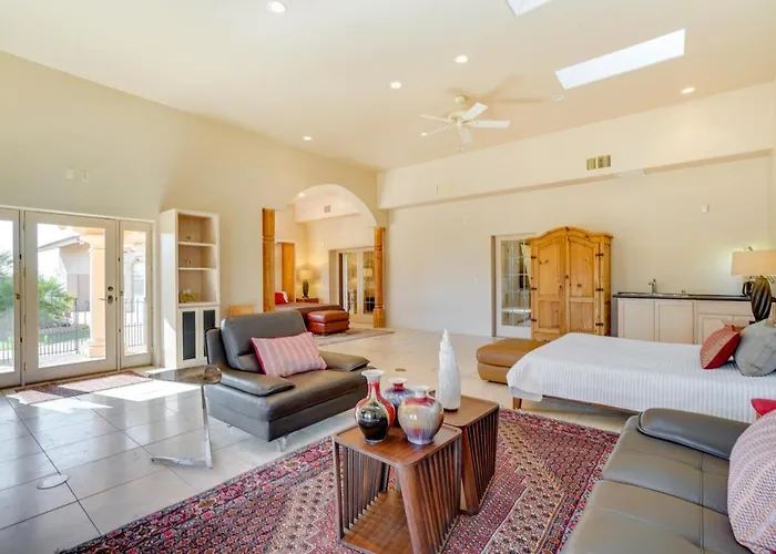 Pet-friendly Vacation W/ Huge Yard! Casa vacanze *